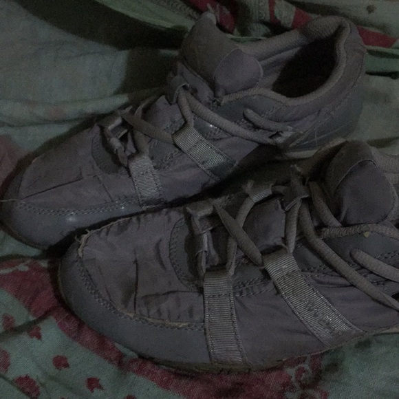 Grey Rocawear sneakers size 7.5 - Picture 2 of 5